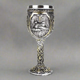 Copa de acero inoxidable con cabeza de lobo y taza de café