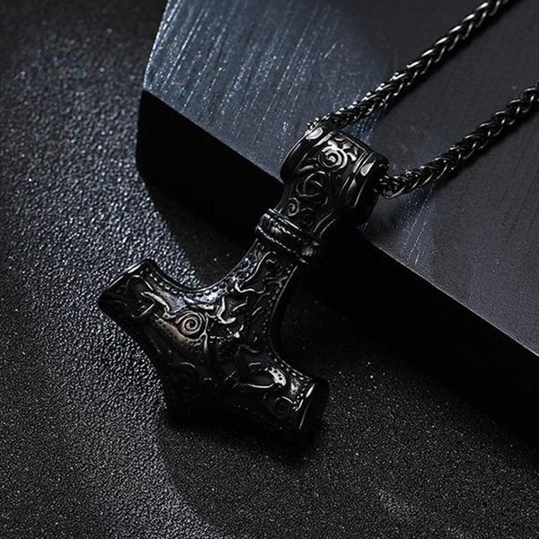 dark-mjolnir-hammer-pendant-