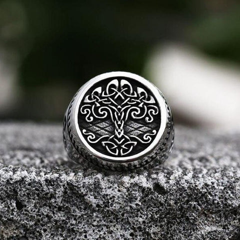 Tree of Life Wedding Ring in Titanium with Black Background — Unique Celtic  Wedding Rings
